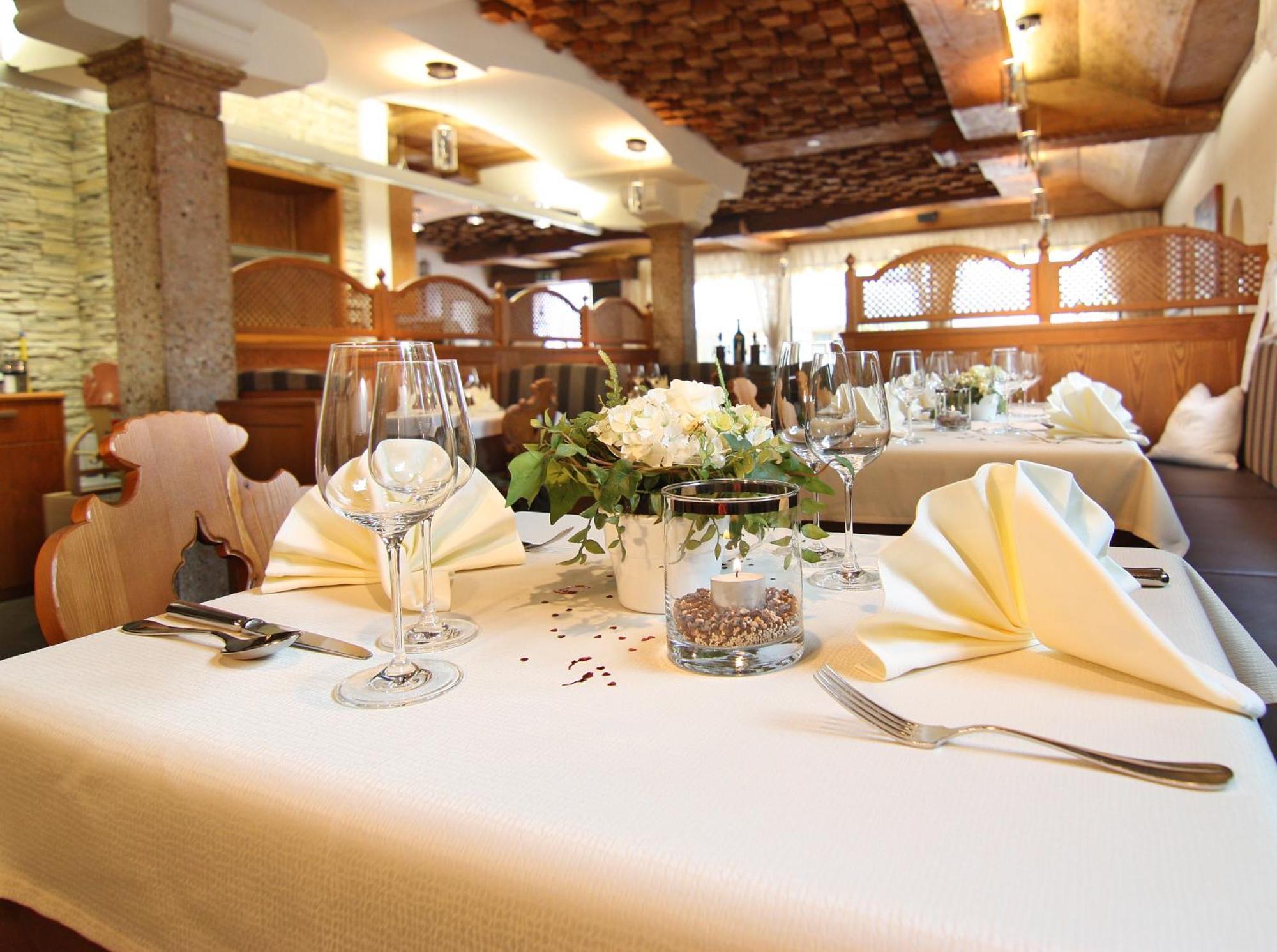 Aparthotel Kroesbacher Фулпмес Екстериор снимка