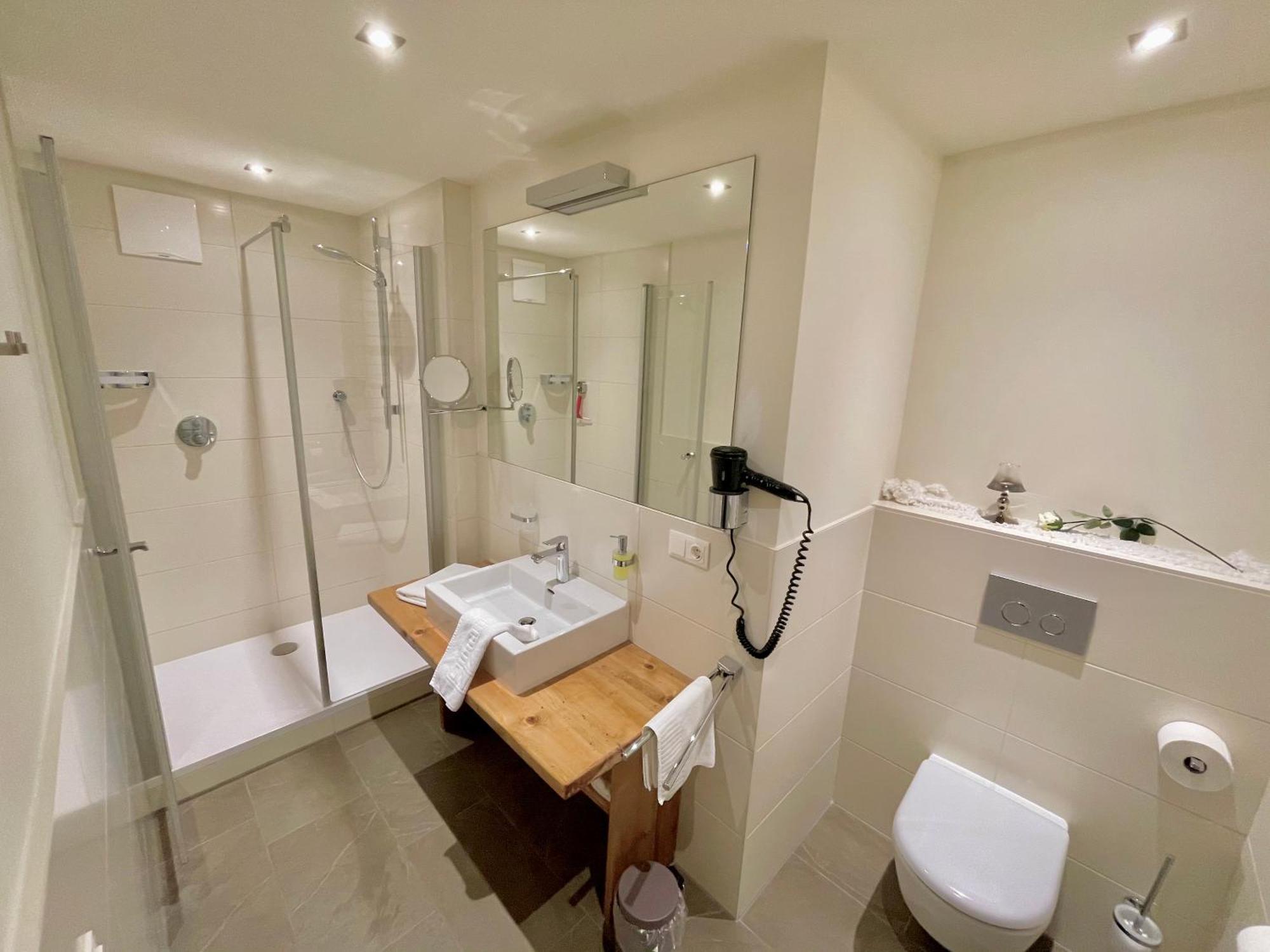 Aparthotel Kroesbacher Фулпмес Екстериор снимка